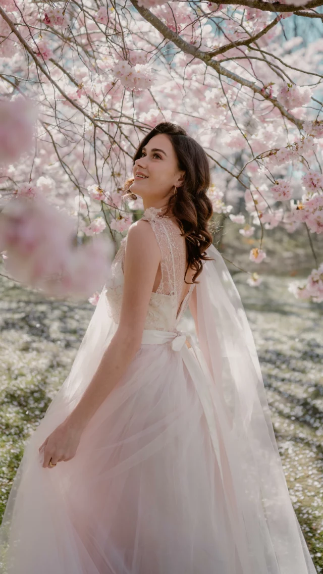Hello spring it’s nice to see you again. 🌸 

Dress: @larobemarie 
Mua: @anastasiapereira_styling 
Model: @nataliebntl 
Jewelry : @skusa.schmuck 
#blossom #blossomshoot #spring #springshoot #flowers #weddingphotoinspiration #weddingphotoshoot #weddingphotography #weddingphotographer #photographemariage #futurebride #engaged #fiancailles #luxuryweddingphotographer